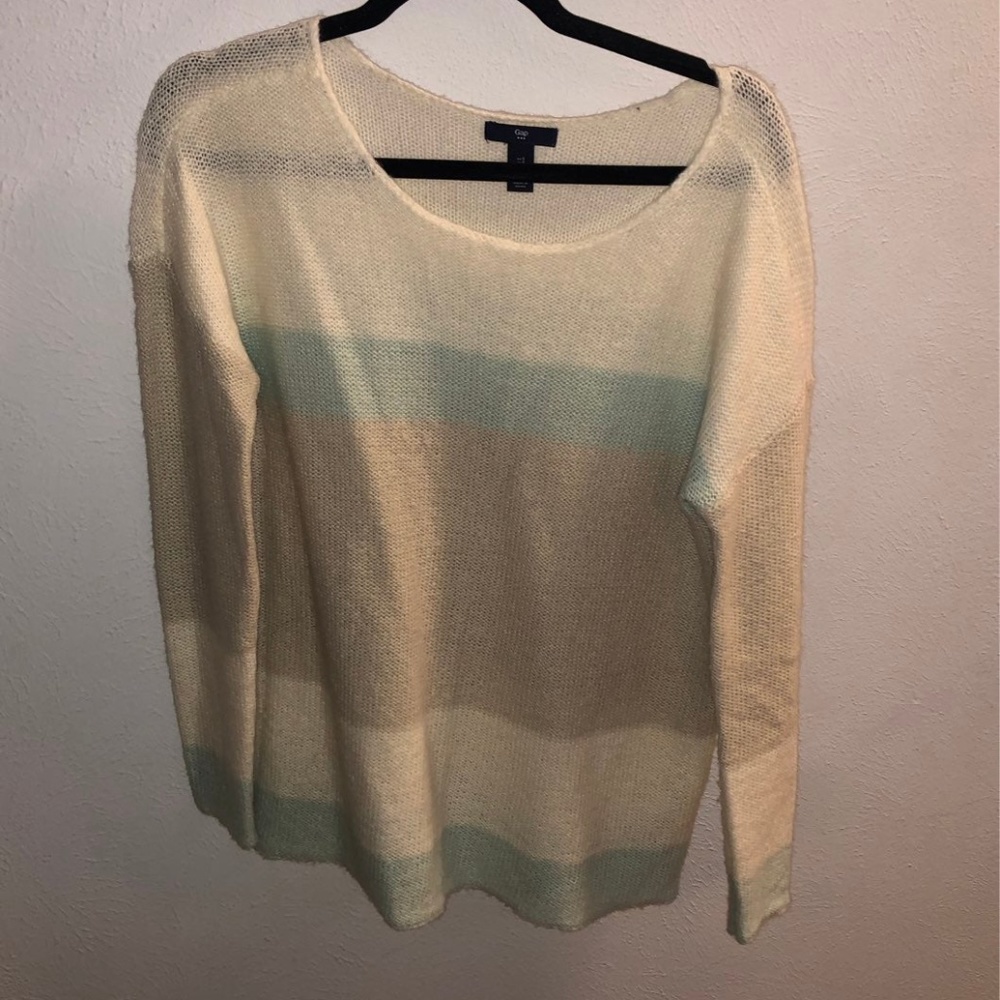 Crewneck sweater women's small
